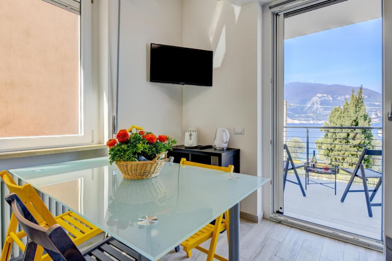Studio Baldo - Brenzone Holiday Apartments 외부 사진